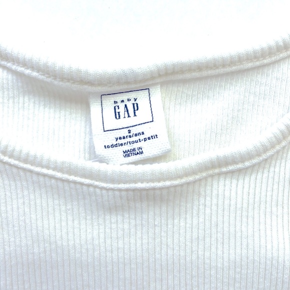 Gap Baby Toddler Girl Ribbed Cream Coloured Flutter Top, Size 2 Years - Picture 3 of 4